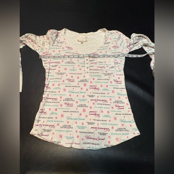 Victoria’s Secret Logo Waffle Knit Henley Top & Matching Joggers set size M - Picture 11 of 14